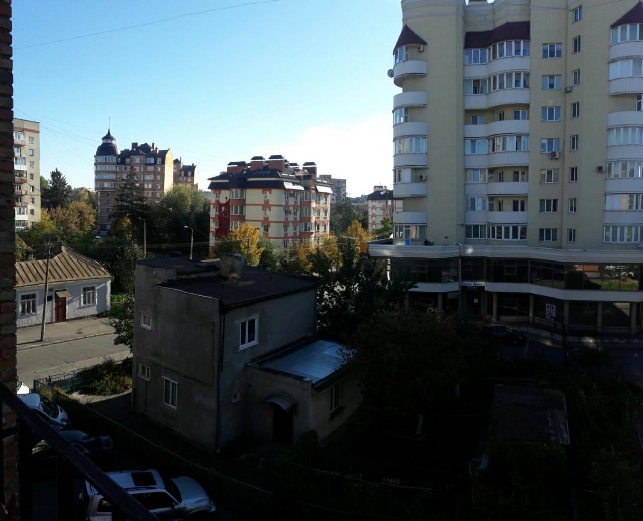 3- Х Комнатная Квартира В Центре Apartamento Rivne Exterior foto